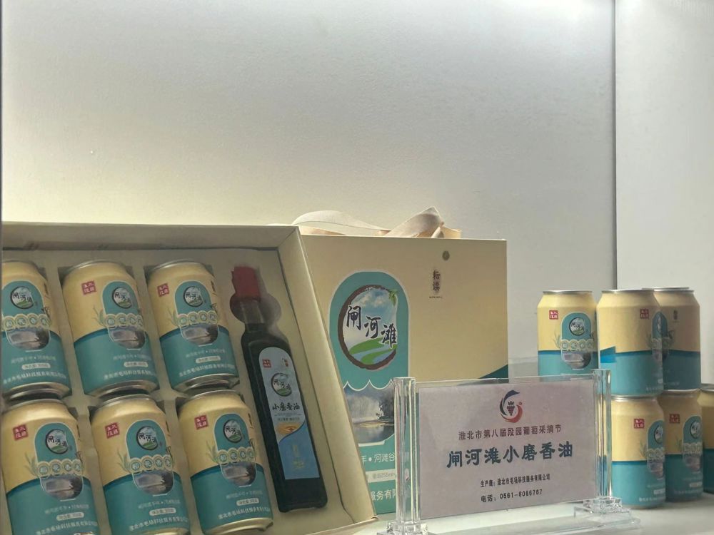 05a1e8cb84944c6585990c39a7d71fb5.jpg 05a1e8cb84944c6585990c39a7d71fb5.jpg