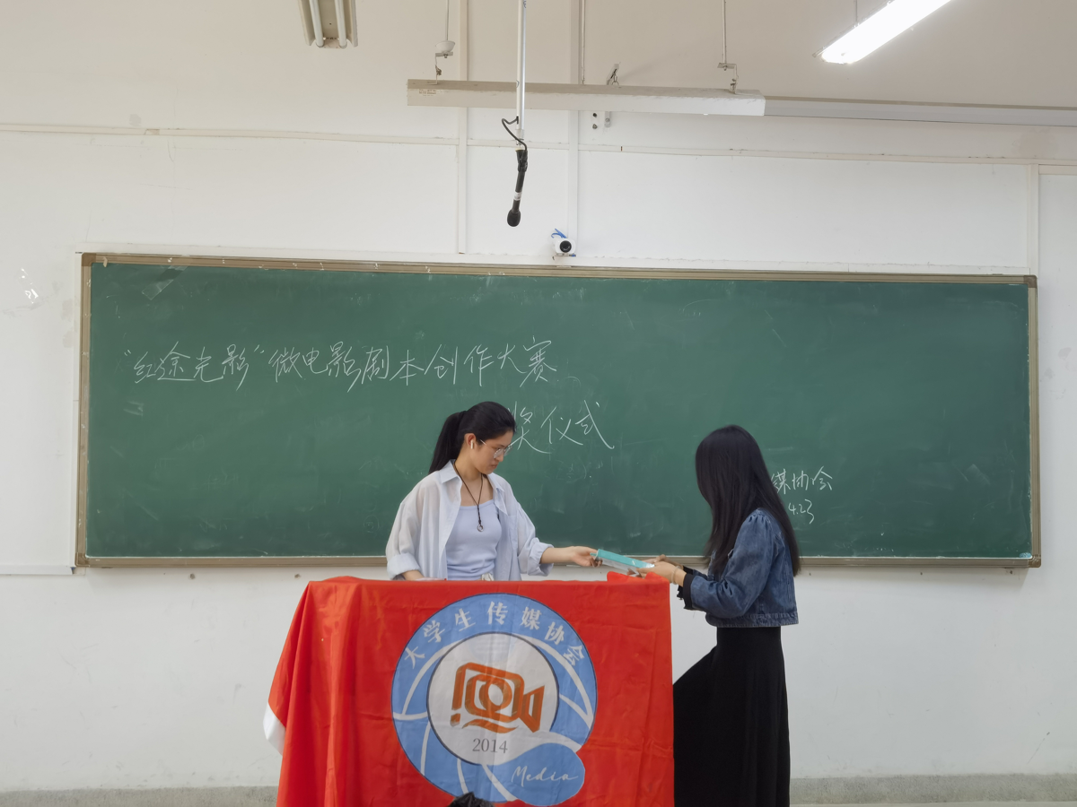 e44bb17df31f40318ce5cd247b2812cc.png e44bb17df31f40318ce5cd247b2812cc.png